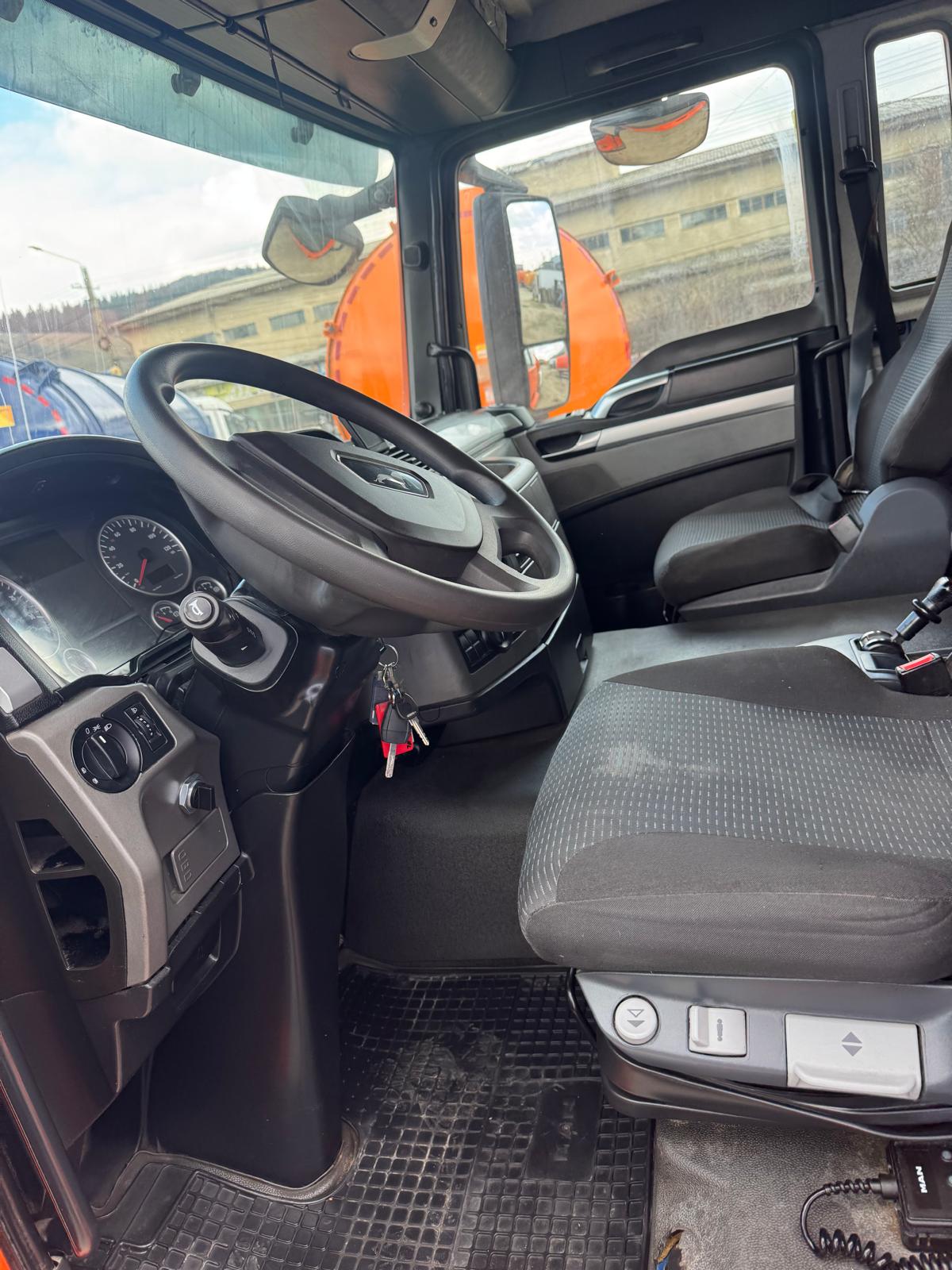 Post de conducere cabina MAN - DISCIF